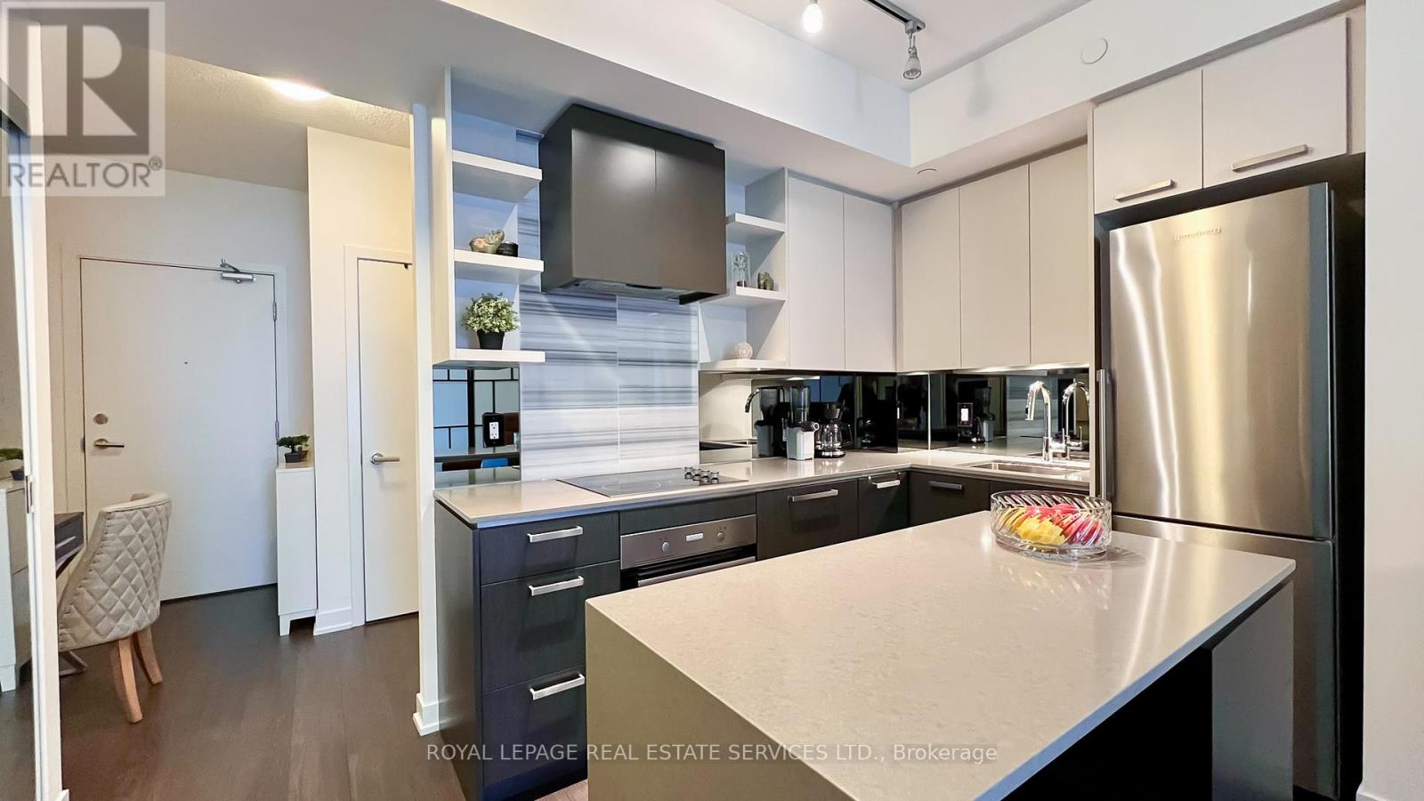 1116 - 1830 Bloor Street W, Toronto, Ontario  M6P 0A2 - Photo 3 - W12800122