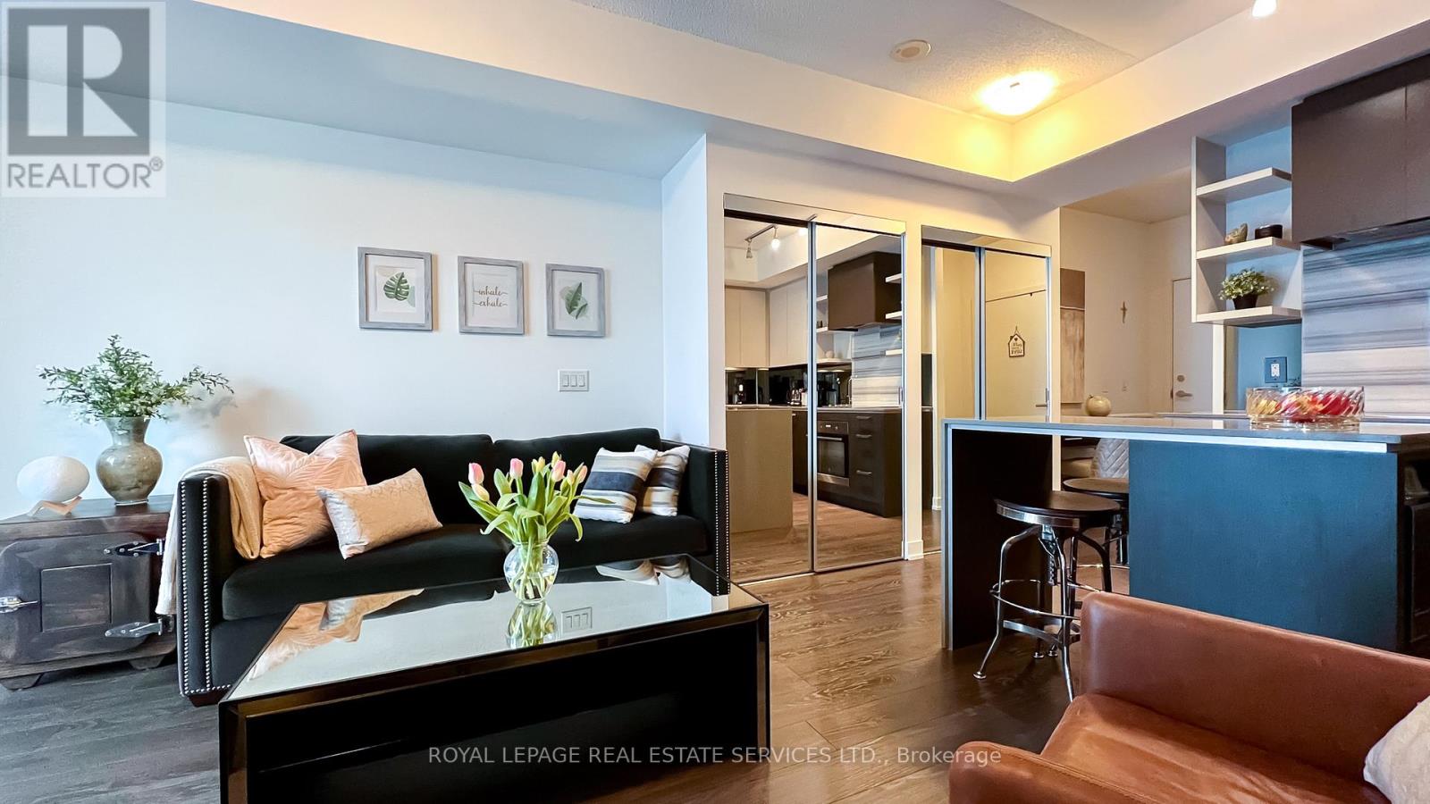 1116 - 1830 Bloor Street W, Toronto, Ontario  M6P 0A2 - Photo 7 - W12800122