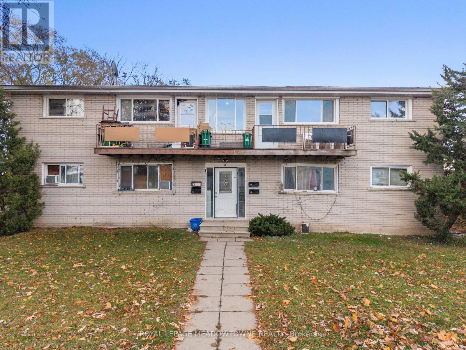 94 Sixth Avenue, Brantford, Ontario  N3S 1B2 - Photo 3 - X12758662