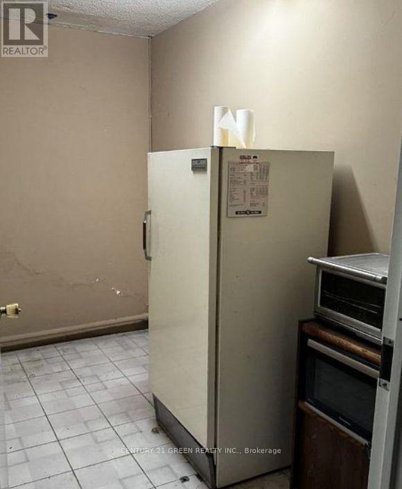 4 - 9 Caster Avenue, Vaughan, Ontario  L4L 5Z1 - Photo 3 - N12801404