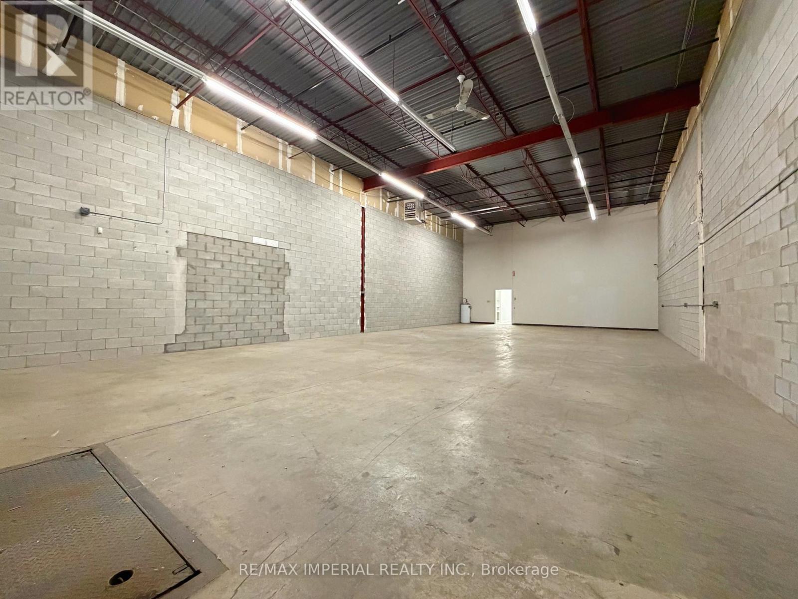 13 - 240 Viceroy Road, Vaughan, Ontario  L4K 3N9 - Photo 15 - N12801426