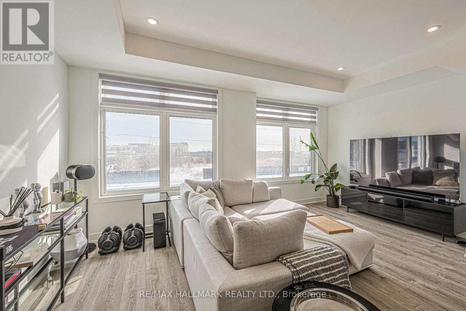 5500 Main Street, Whitchurch-Stouffville, Ontario  L4A 4W8 - Photo 12 - N12801482