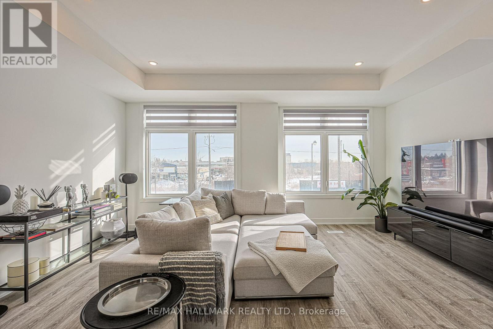 5500 Main Street, Whitchurch-Stouffville, Ontario  L4A 4W8 - Photo 13 - N12801482