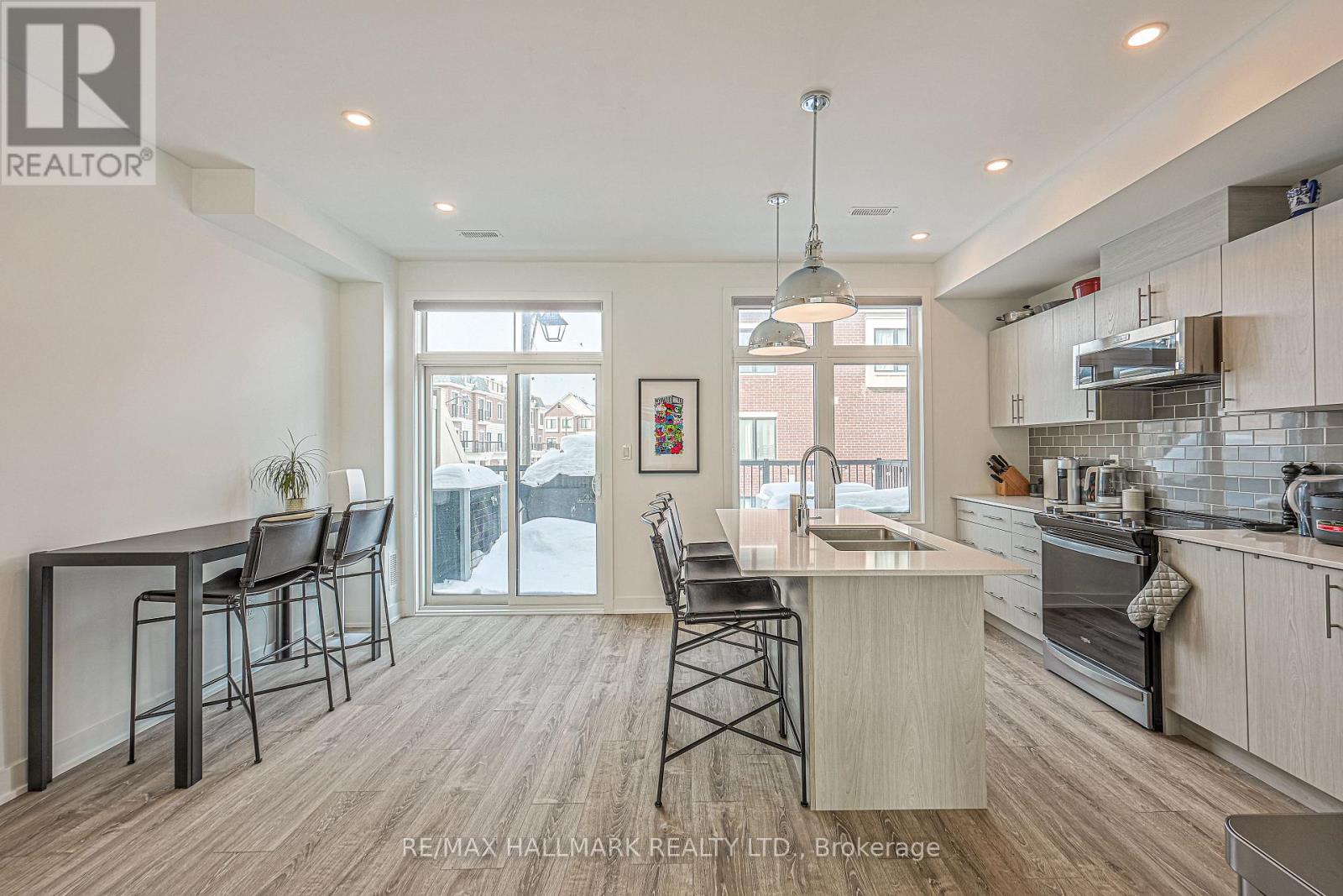 5500 Main Street, Whitchurch-Stouffville, Ontario  L4A 4W8 - Photo 16 - N12801482