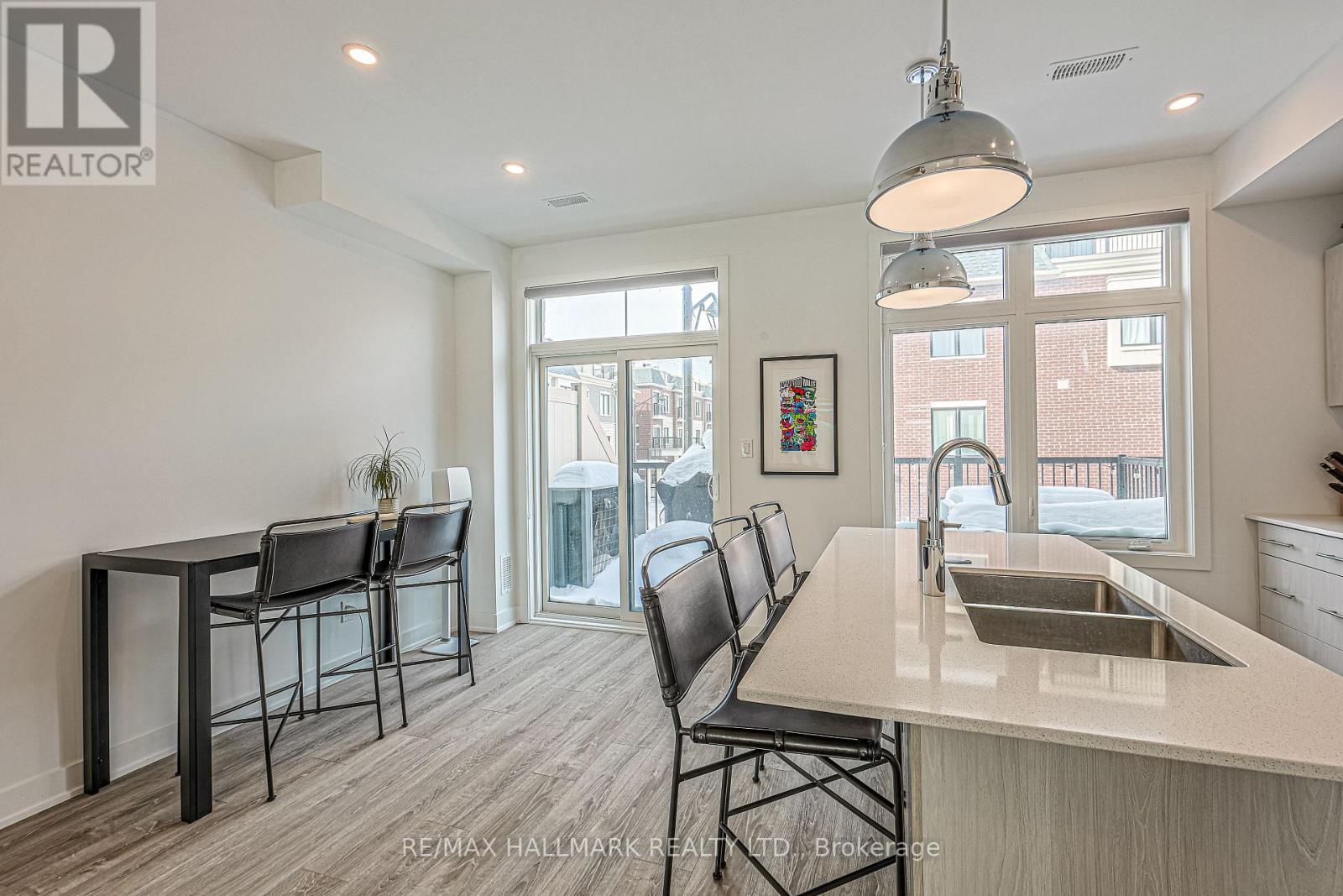 5500 Main Street, Whitchurch-Stouffville, Ontario  L4A 4W8 - Photo 18 - N12801482