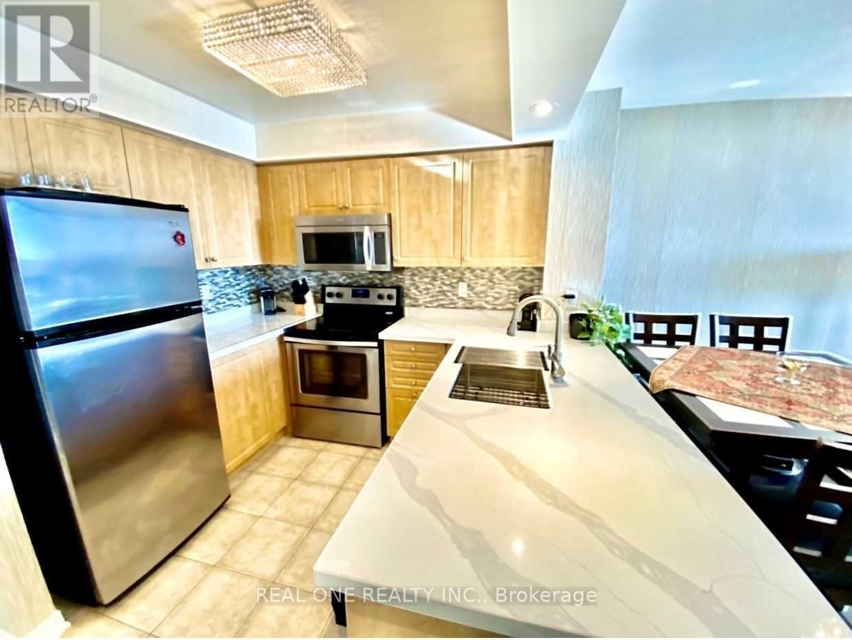 1203 - 310 Red Maple Road, Richmond Hill, Ontario  L4C 0T7 - Photo 6 - N12801498