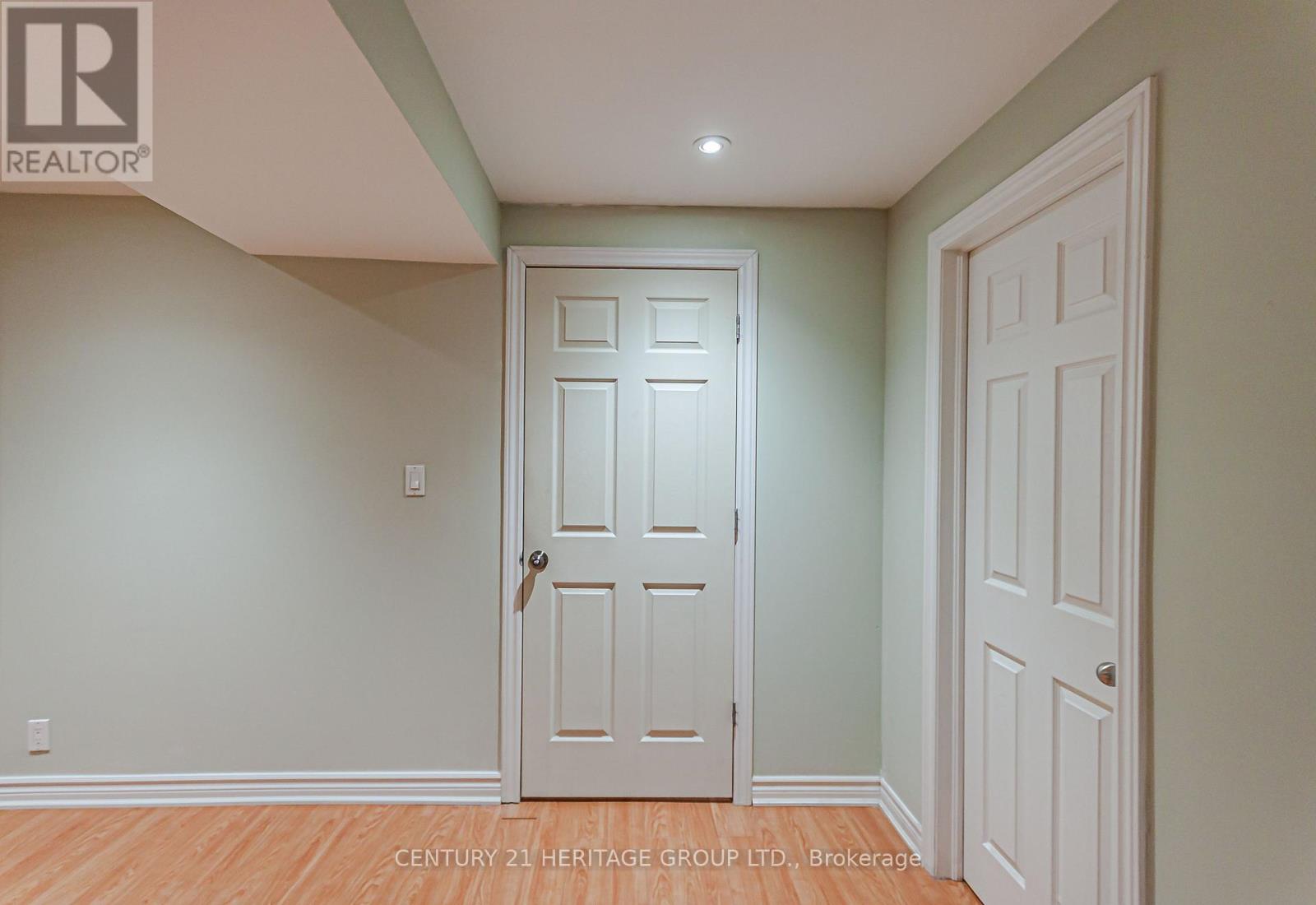 84 Maple Valley Road, Vaughan, Ontario  L6A 0X8 - Photo 3 - N12801514