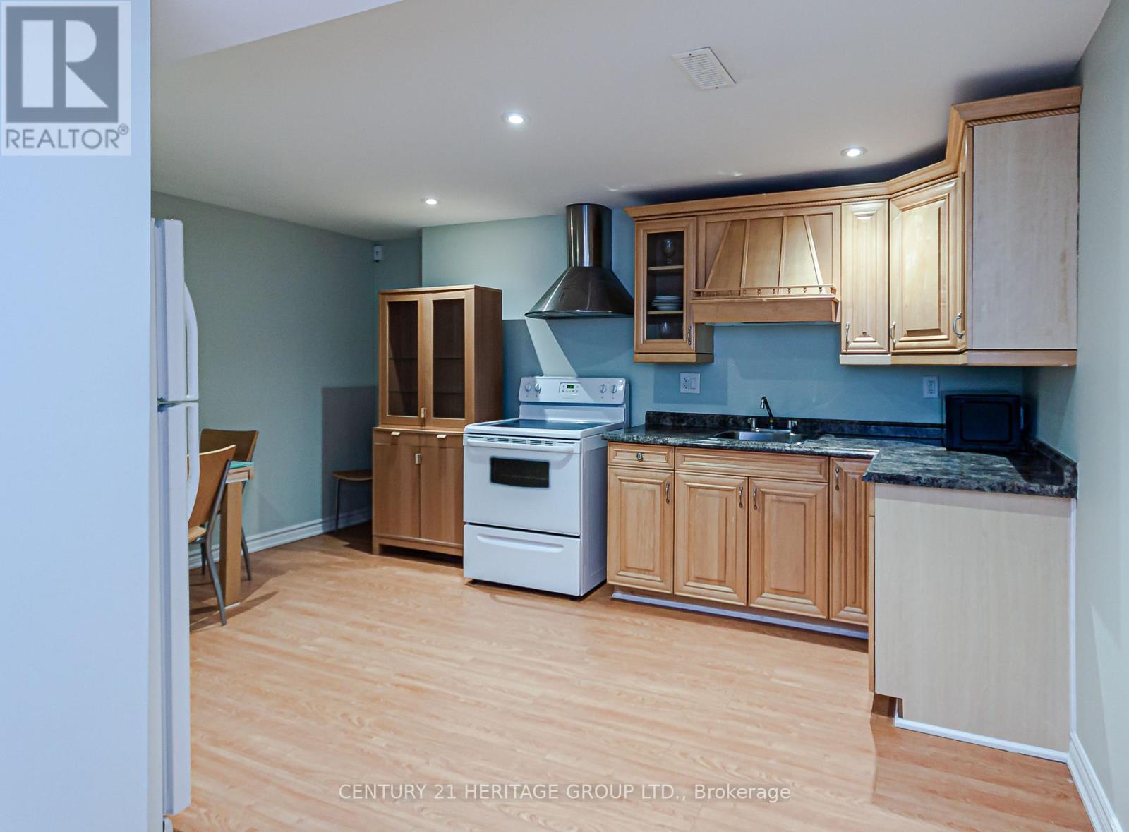 84 Maple Valley Road, Vaughan, Ontario  L6A 0X8 - Photo 4 - N12801514