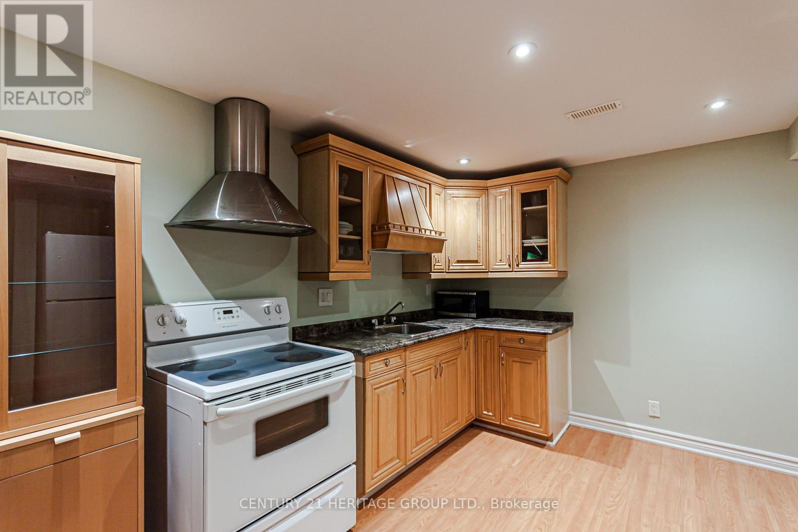 84 Maple Valley Road, Vaughan, Ontario  L6A 0X8 - Photo 6 - N12801514