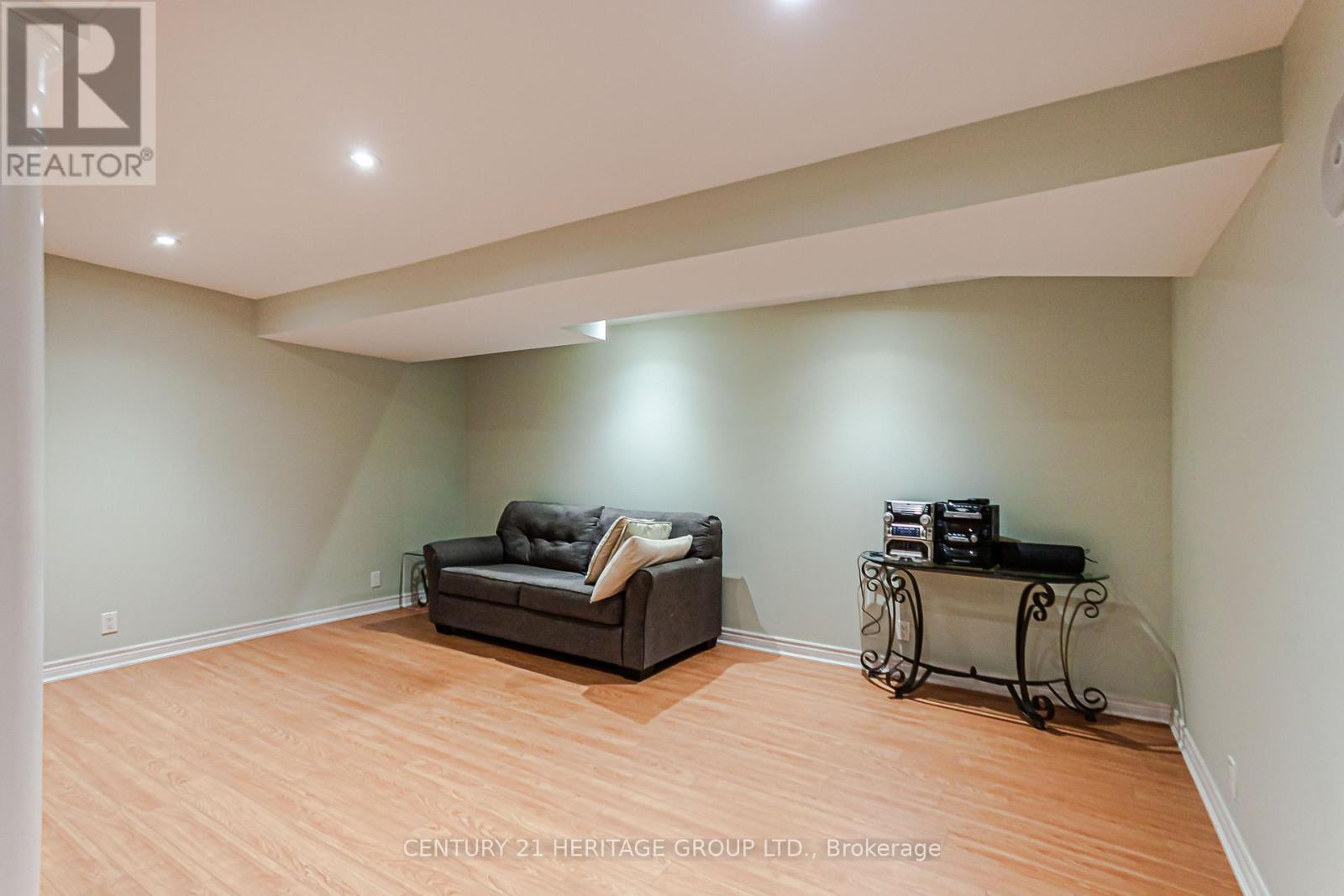 84 Maple Valley Road, Vaughan, Ontario  L6A 0X8 - Photo 9 - N12801514