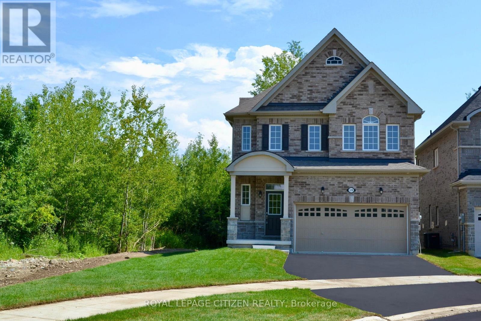 129 CLIFF THOMPSON CRESCENT, Georgina, Ontario