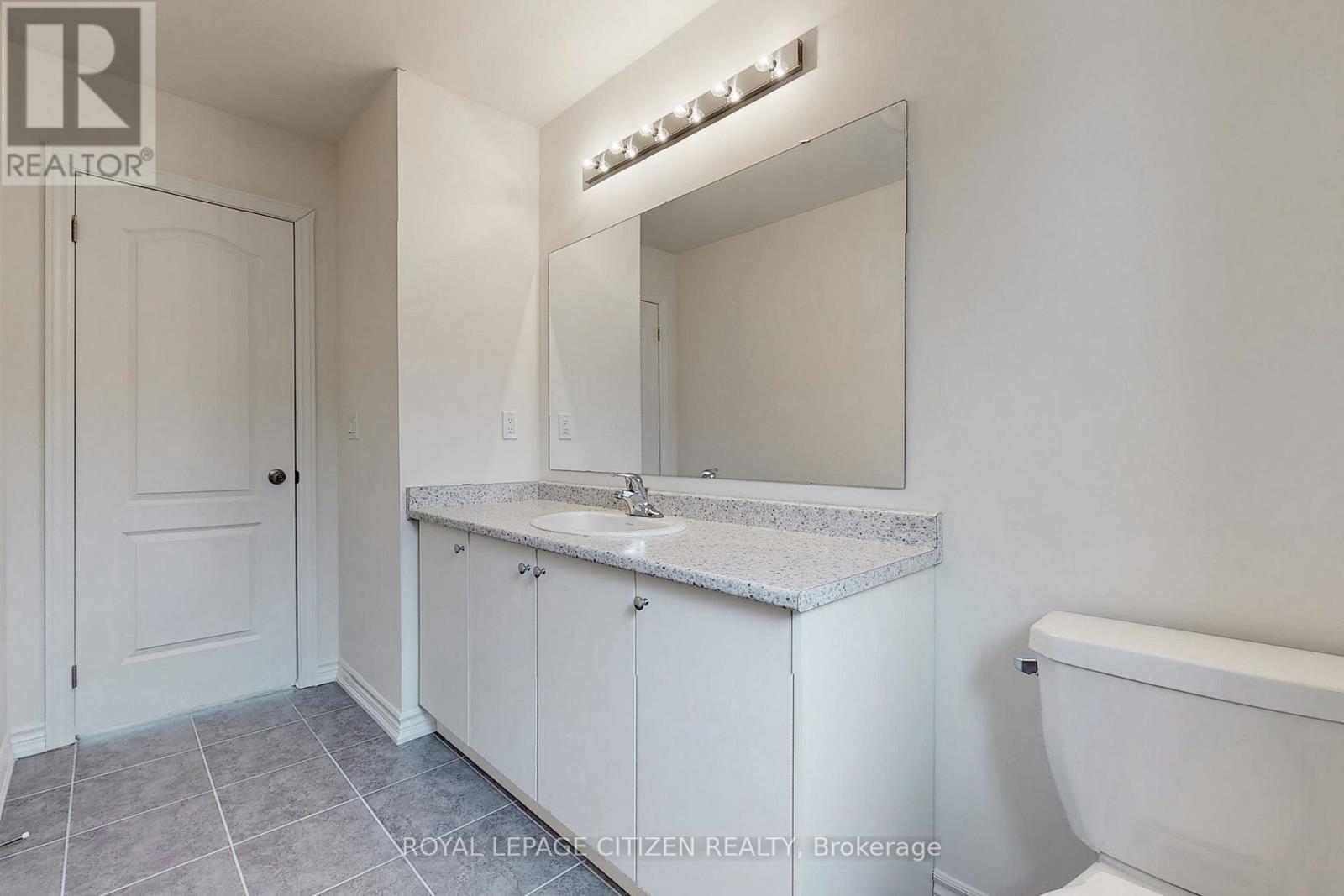 129 Cliff Thompson Crescent, Georgina, Ontario  L0E 1R0 - Photo 32 - N12801520