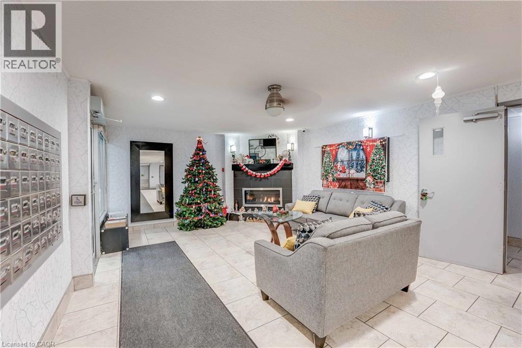 198 Scott Street Unit# 410, St. Catharines, Ontario  L2N 5T3 - Photo 3 - 40806214