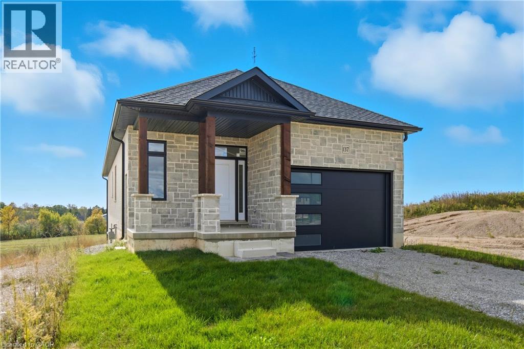 137 Pike Creek Drive, Cayuga, Ontario  N0E 1E0 - Photo 2 - 40806155