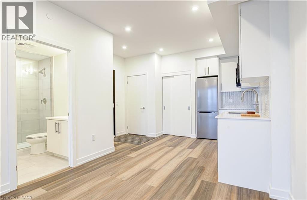 15 Wellington Street Unit# 1707, Kitchener, Ontario  N2G 0E4 - Photo 3 - 40805783