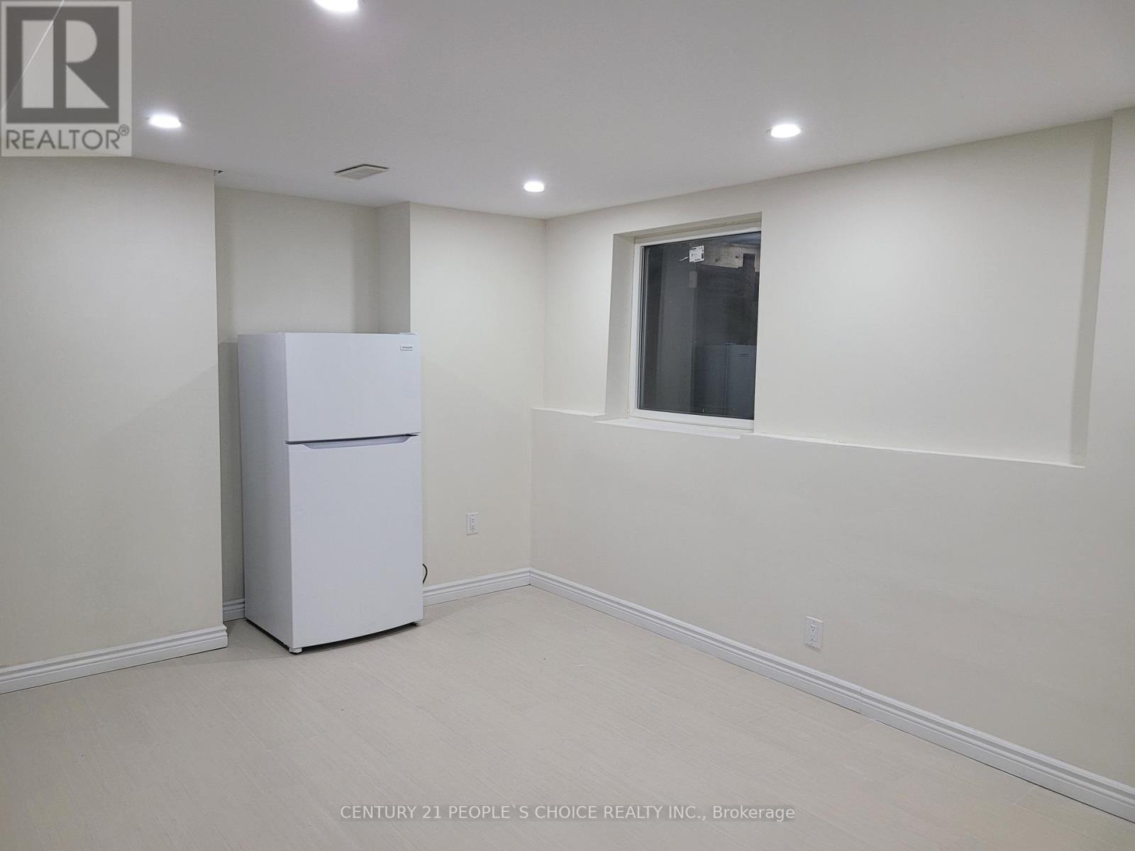 Walkout Bsmt - 383 Jay Crescent, Orangeville, Ontario  L9W 4Y7 - Photo 12 - W12801378