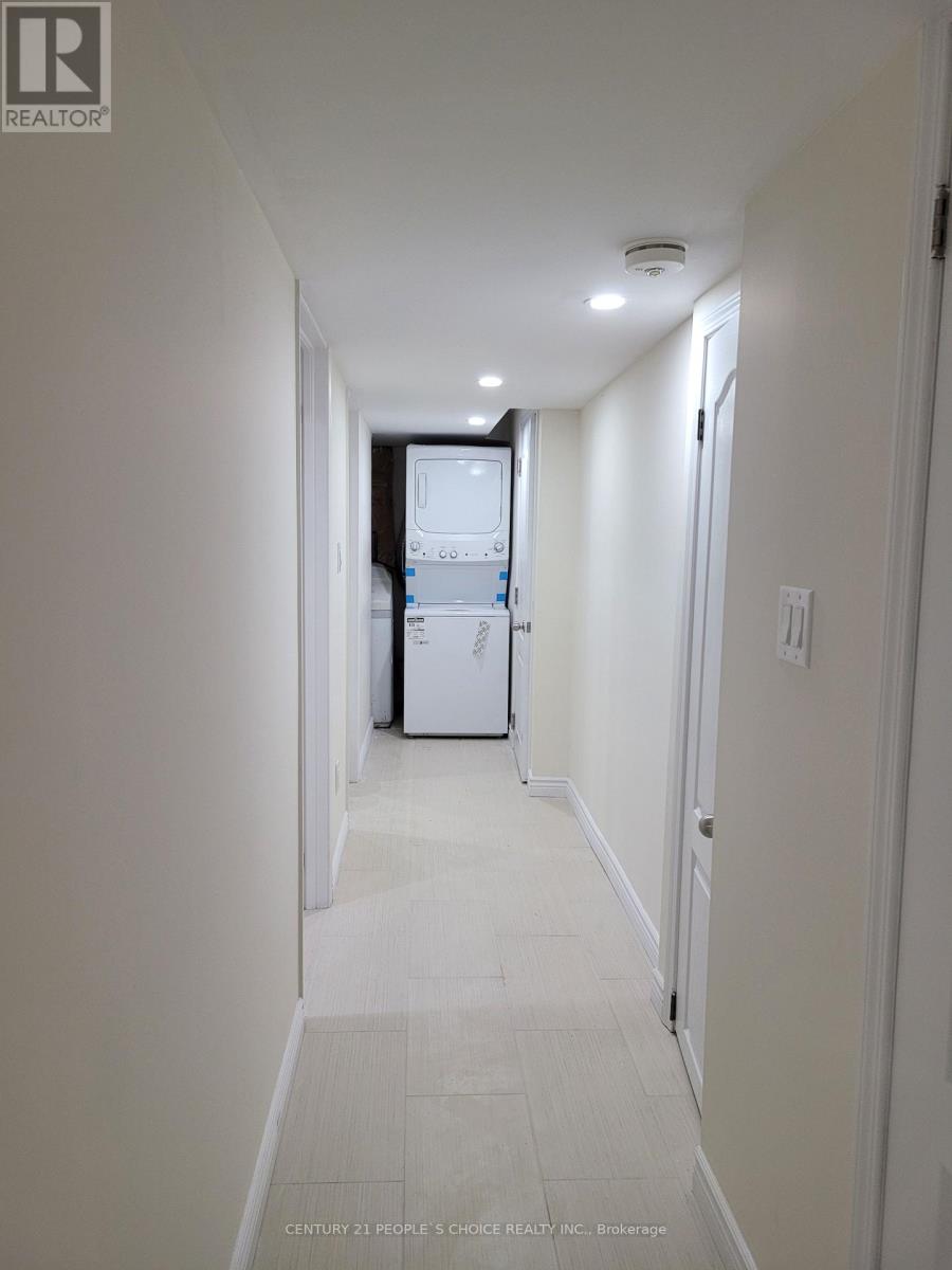 Walkout Bsmt - 383 Jay Crescent, Orangeville, Ontario  L9W 4Y7 - Photo 19 - W12801378