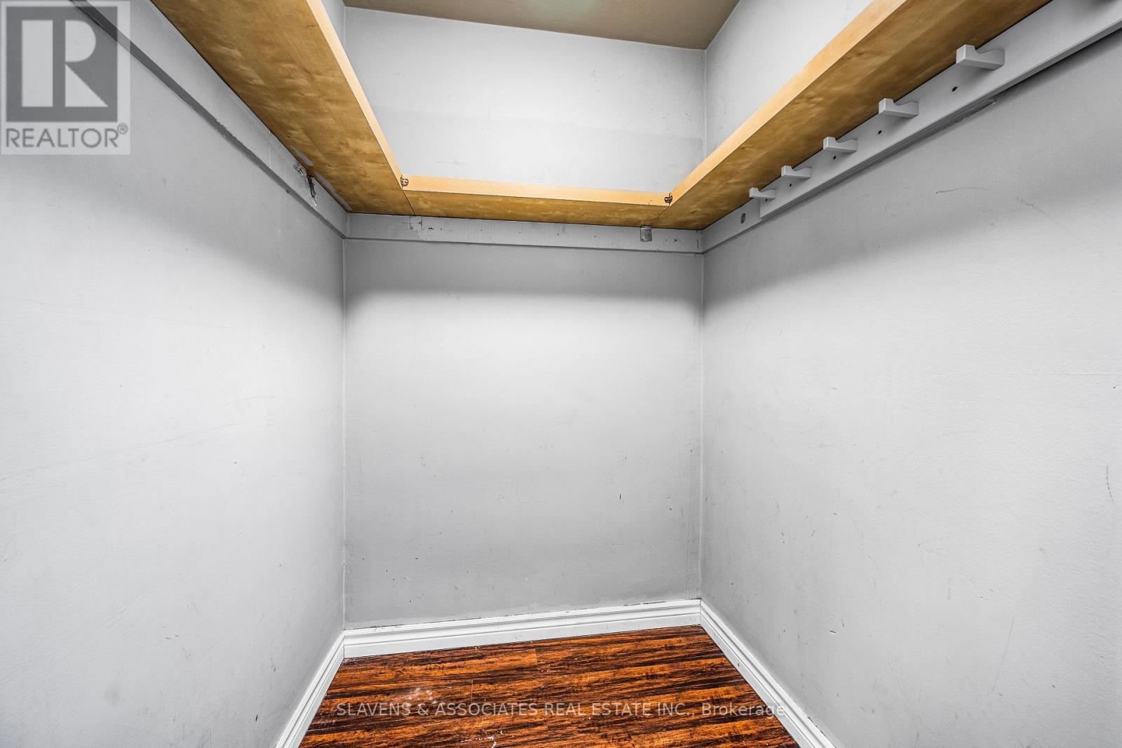 900a Wilson Avenue, Toronto, Ontario  M3K 1E7 - Photo 19 - W12801400