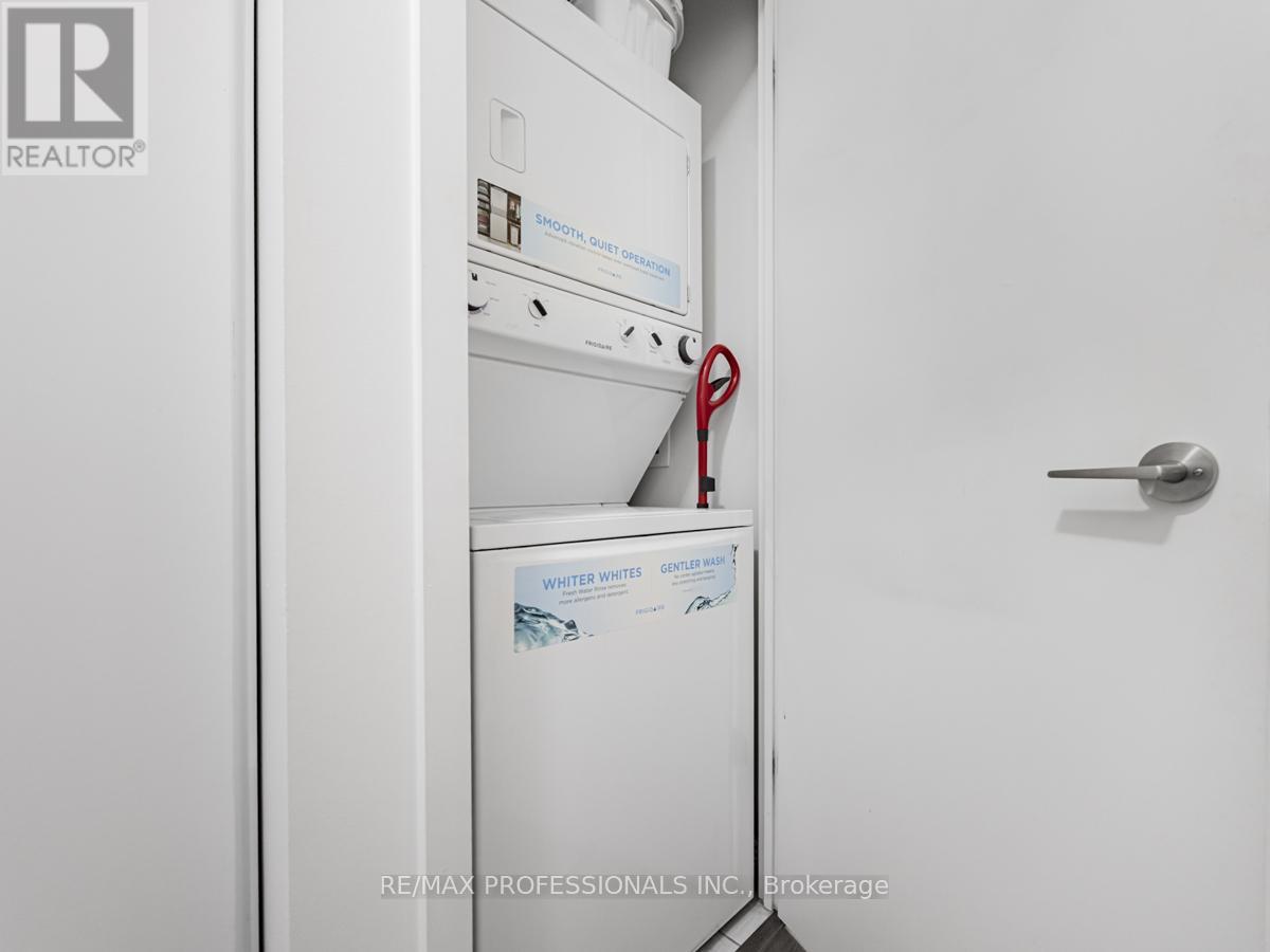 2113 - 105 The Queensway, Toronto, Ontario  M6S 5B5 - Photo 20 - W12801418