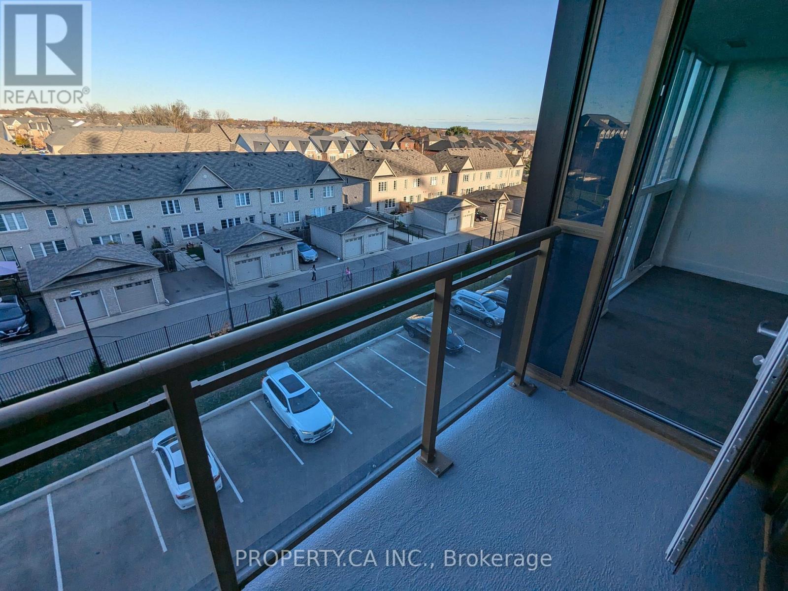 527 - 2343 Khalsa Gate, Oakville (Wm Westmount), Ontario  L6M 4J2 - Photo 4 - W12801476