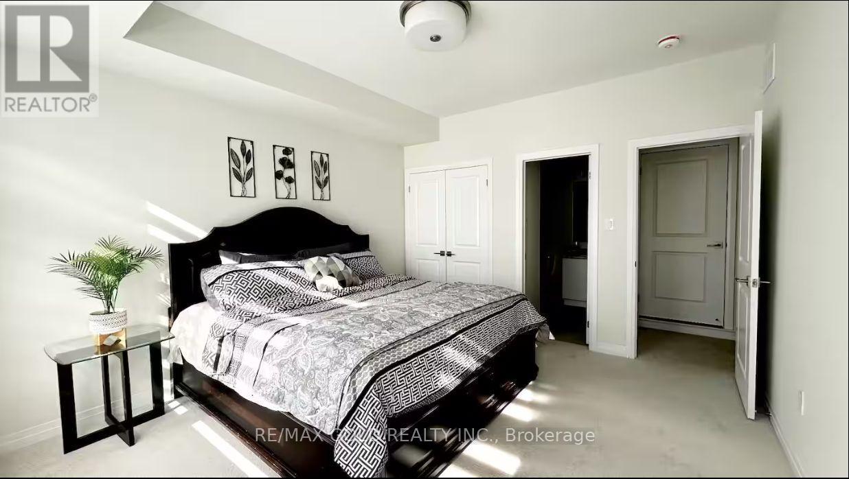 36 - 35 Fieldridge Crescent, Brampton, Ontario  L6R 4G6 - Photo 6 - W12801504