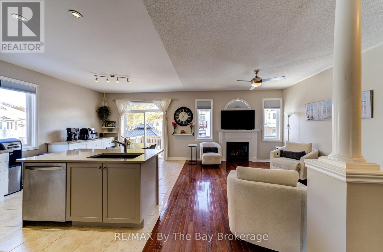 159 41st Street S, Wasaga Beach, Ontario  L9Z 2A4 - Photo 6 - S12796608