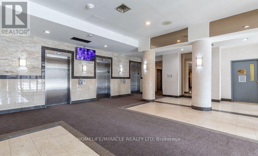 501 - 2901 Kipling Avenue, Toronto, Ontario  M9V 5E5 - Photo 3 - W12801148