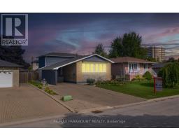 8 EDWIN DRIVE, Brampton, Ontario