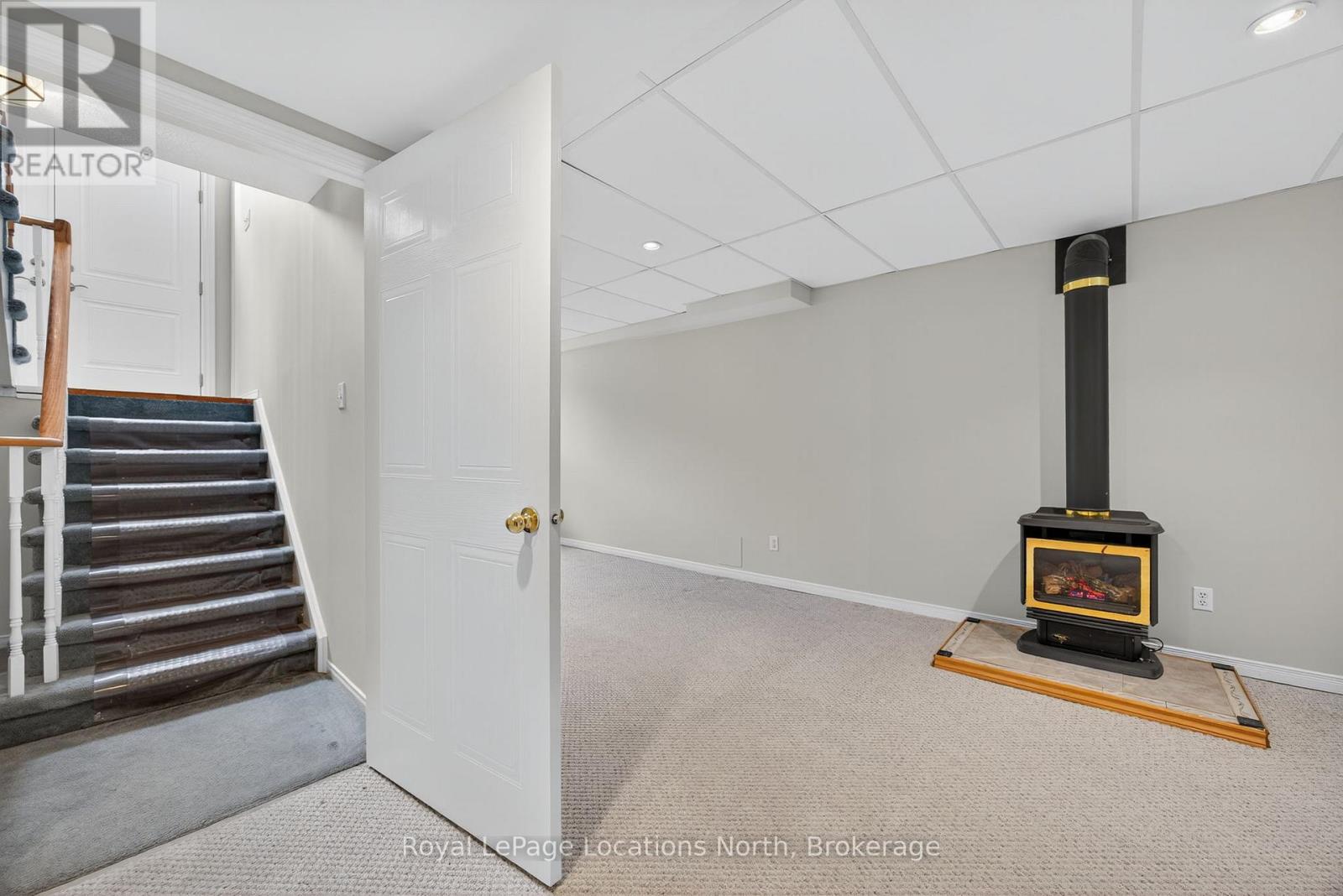 12 Brillinger Drive, Wasaga Beach, Ontario  L9Z 1L4 - Photo 23 - S12801634