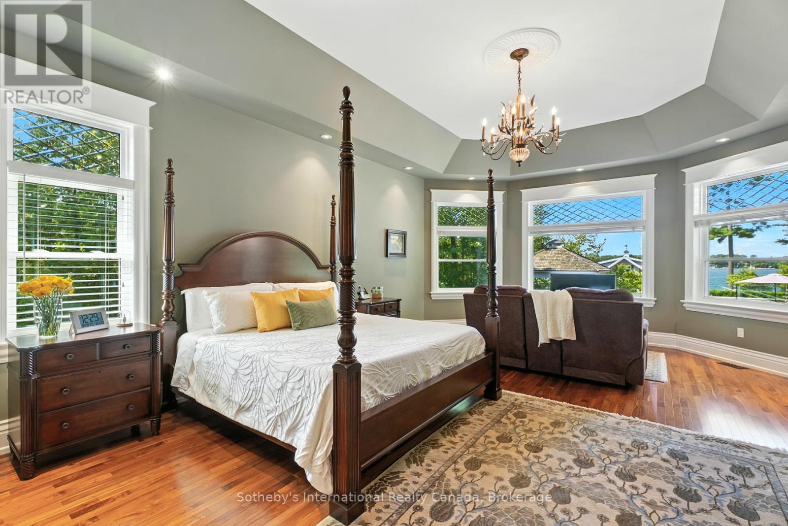 153 Creighton Street S, Ramara (Atherley), Ontario  L3V 6H7 - Photo 19 - S12801838