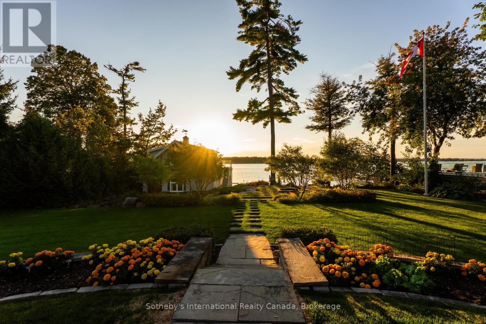 153 Creighton Street S, Ramara (Atherley), Ontario  L3V 6H7 - Photo 43 - S12801838