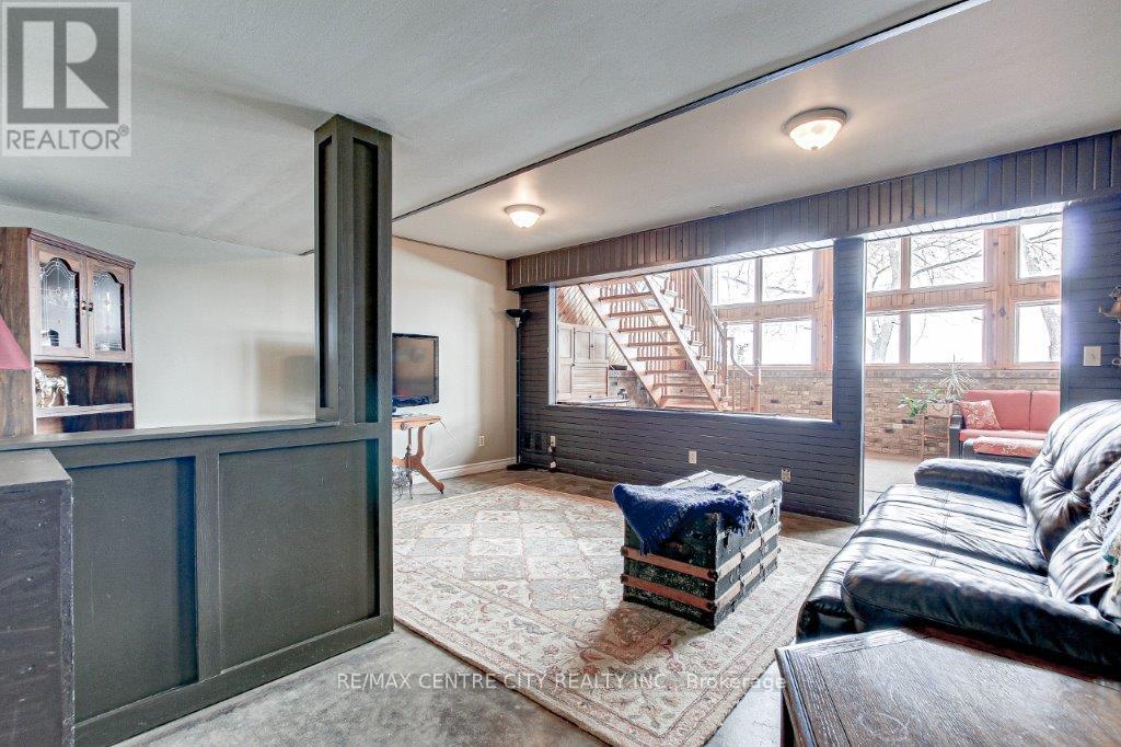 34639 Third Line, Southwold, Ontario  N0L 2G0 - Photo 27 - X12801600