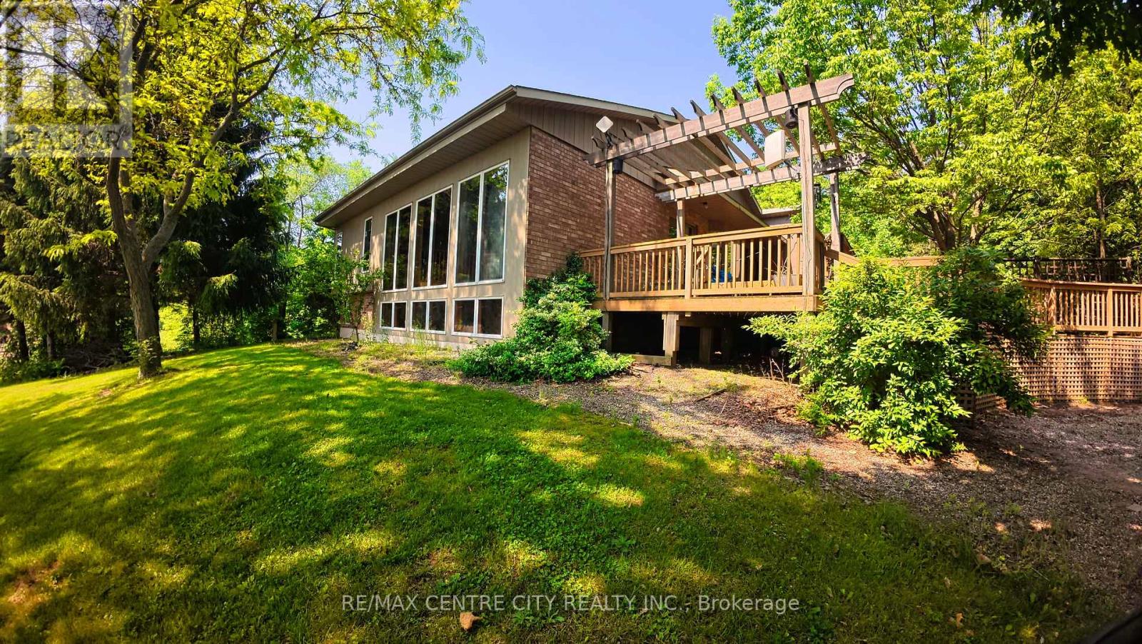 34639 Third Line, Southwold, Ontario  N0L 2G0 - Photo 40 - X12801606