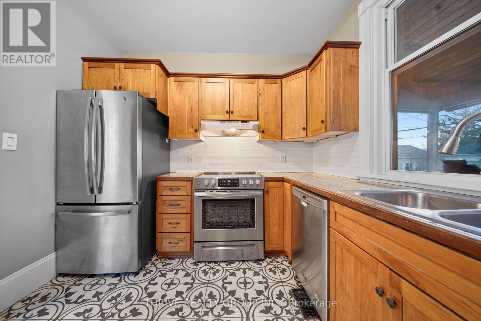 922 Princess Avenue, London East, Ontario  N5W 3M6 - Photo 10 - X12801678