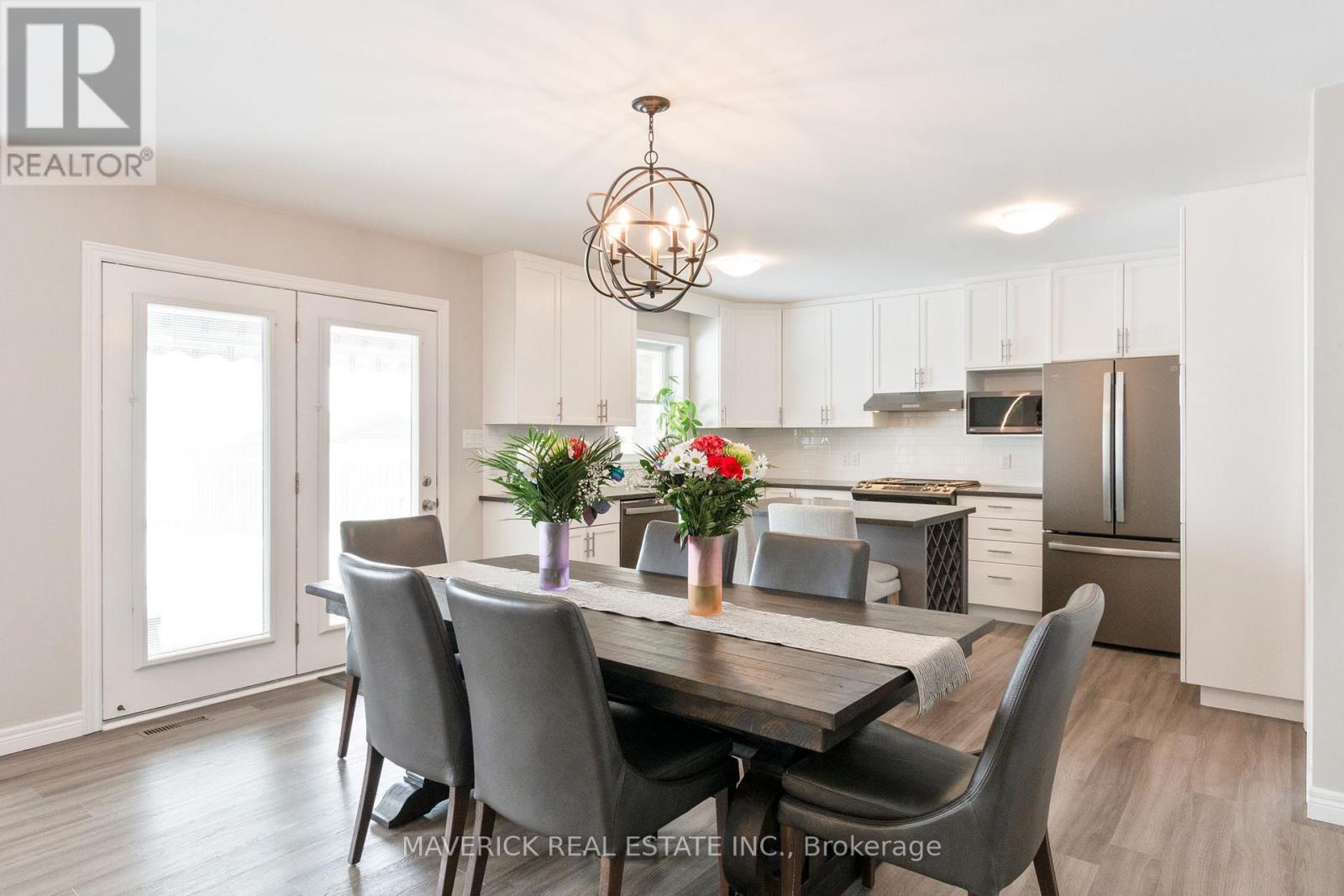 224 Snyders Avenue, Central Elgin, Ontario  N0L 1B0 - Photo 11 - X12801734