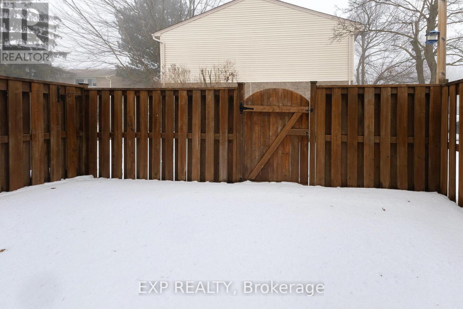 152 - 166 Southdale Road W, London South, Ontario  N6J 2J1 - Photo 16 - X12801812