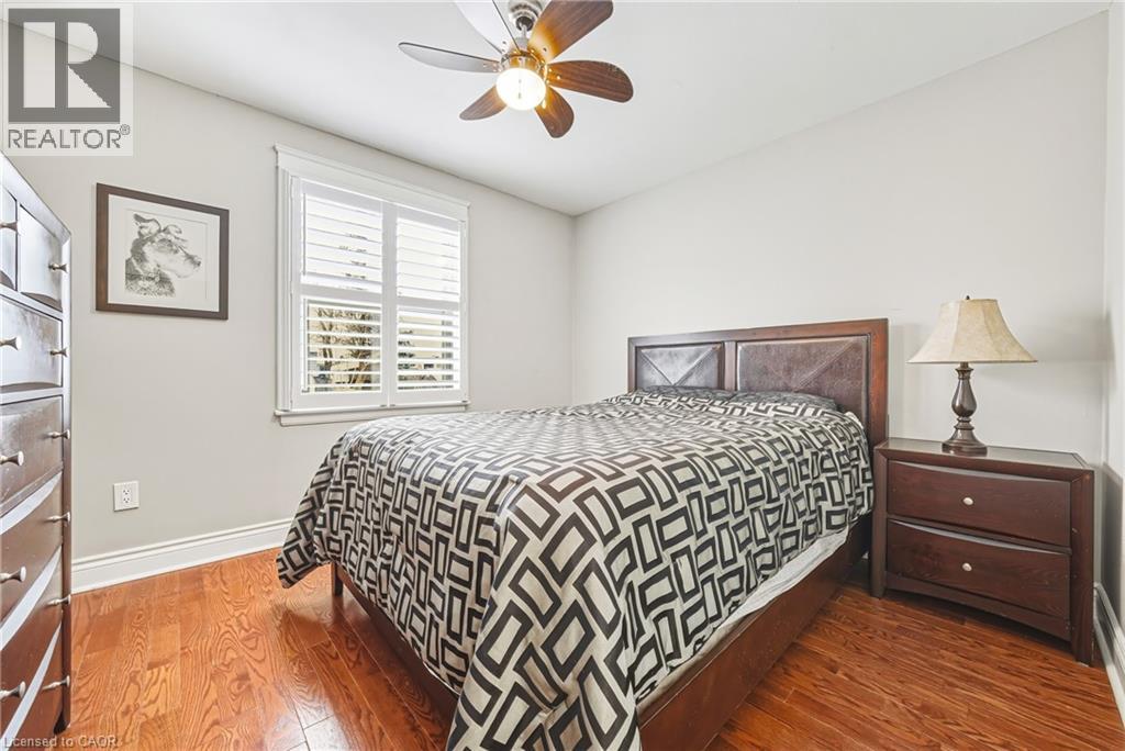 165 E 38th Street, Hamilton, Ontario  L8V 4E8 - Photo 9 - 40805965