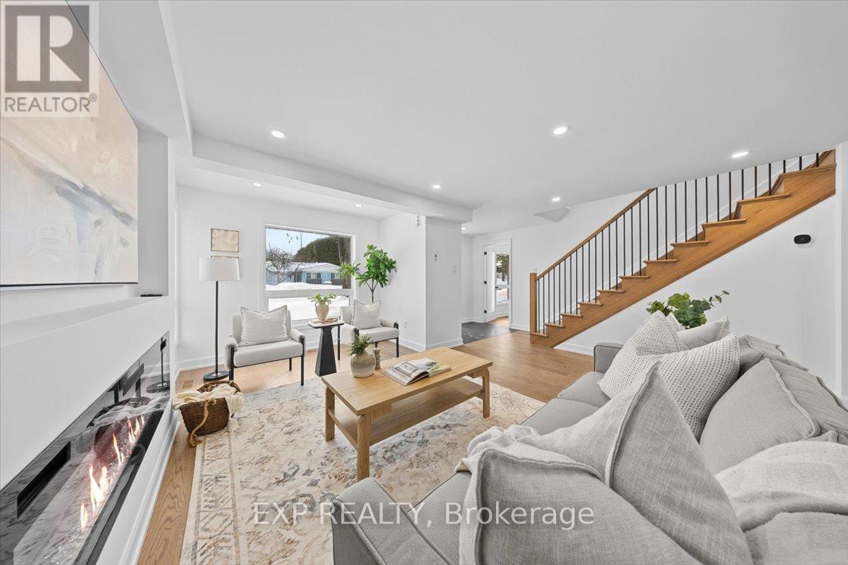 41 Qualicum Street, Ottawa, Ontario  K2H 7H3 - Photo 10 - X12801554