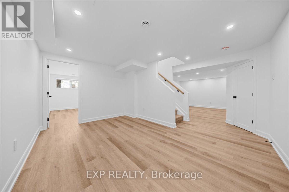 41 Qualicum Street, Ottawa, Ontario  K2H 7H3 - Photo 43 - X12801554