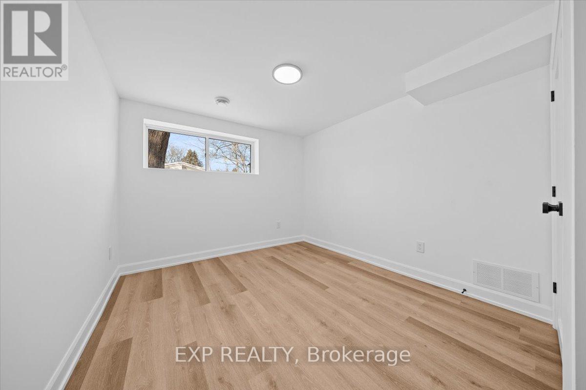 41 Qualicum Street, Ottawa, Ontario  K2H 7H3 - Photo 44 - X12801554