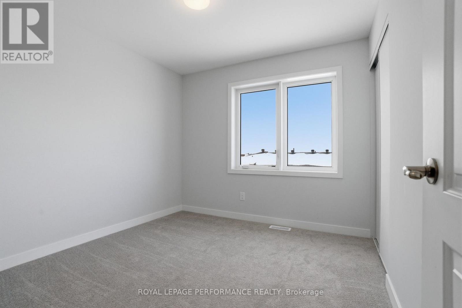 57 Dashing Private, Ottawa, Ontario  K4A 5S7 - Photo 16 - X12801618