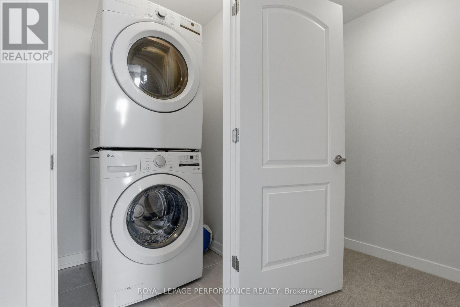 57 Dashing Private, Ottawa, Ontario  K4A 5S7 - Photo 21 - X12801618