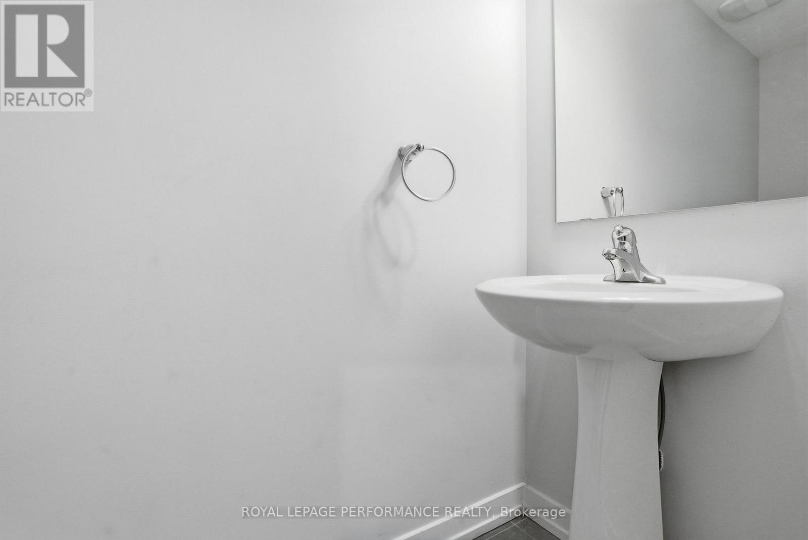 57 Dashing Private, Ottawa, Ontario  K4A 5S7 - Photo 5 - X12801618