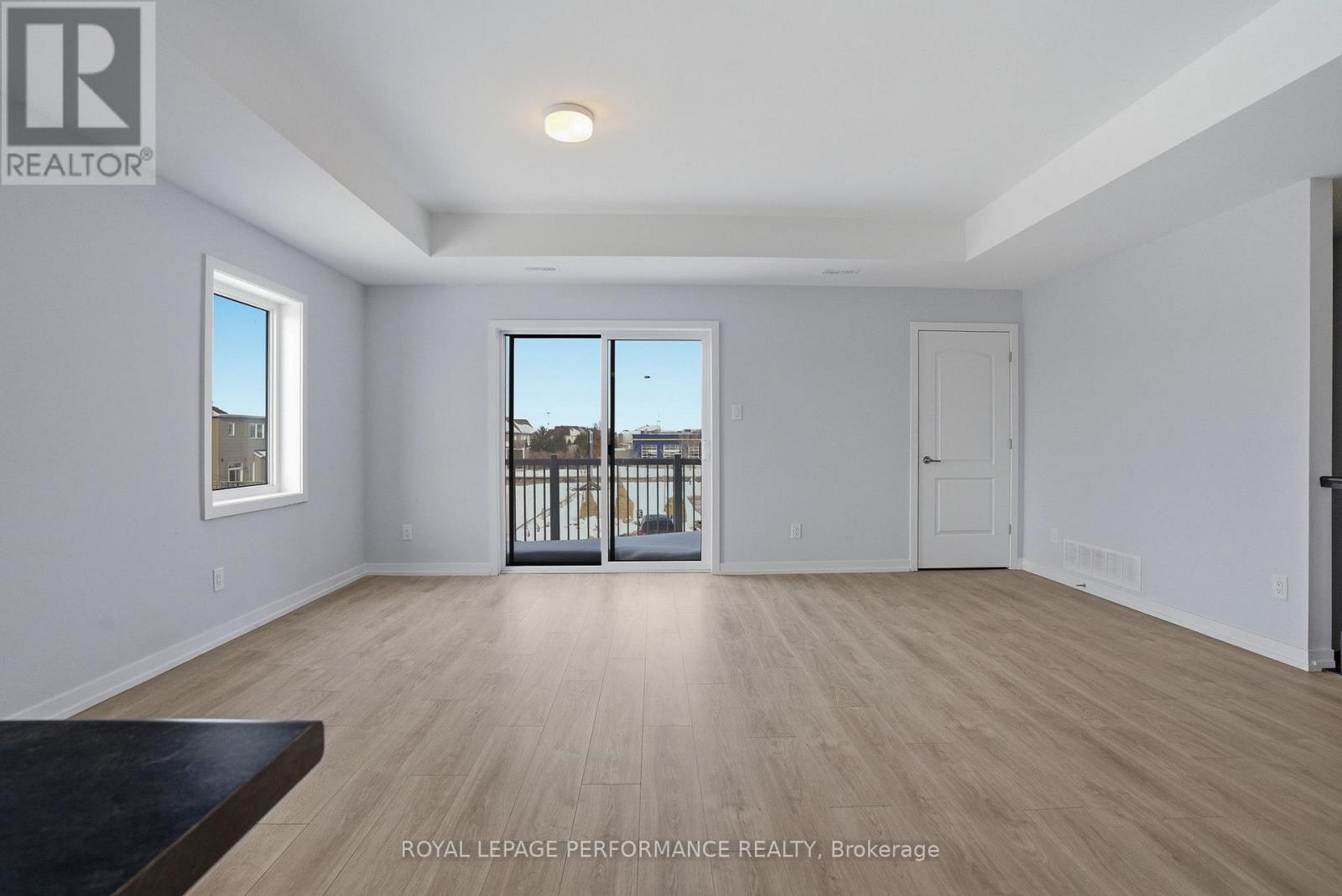 57 Dashing Private, Ottawa, Ontario  K4A 5S7 - Photo 8 - X12801618