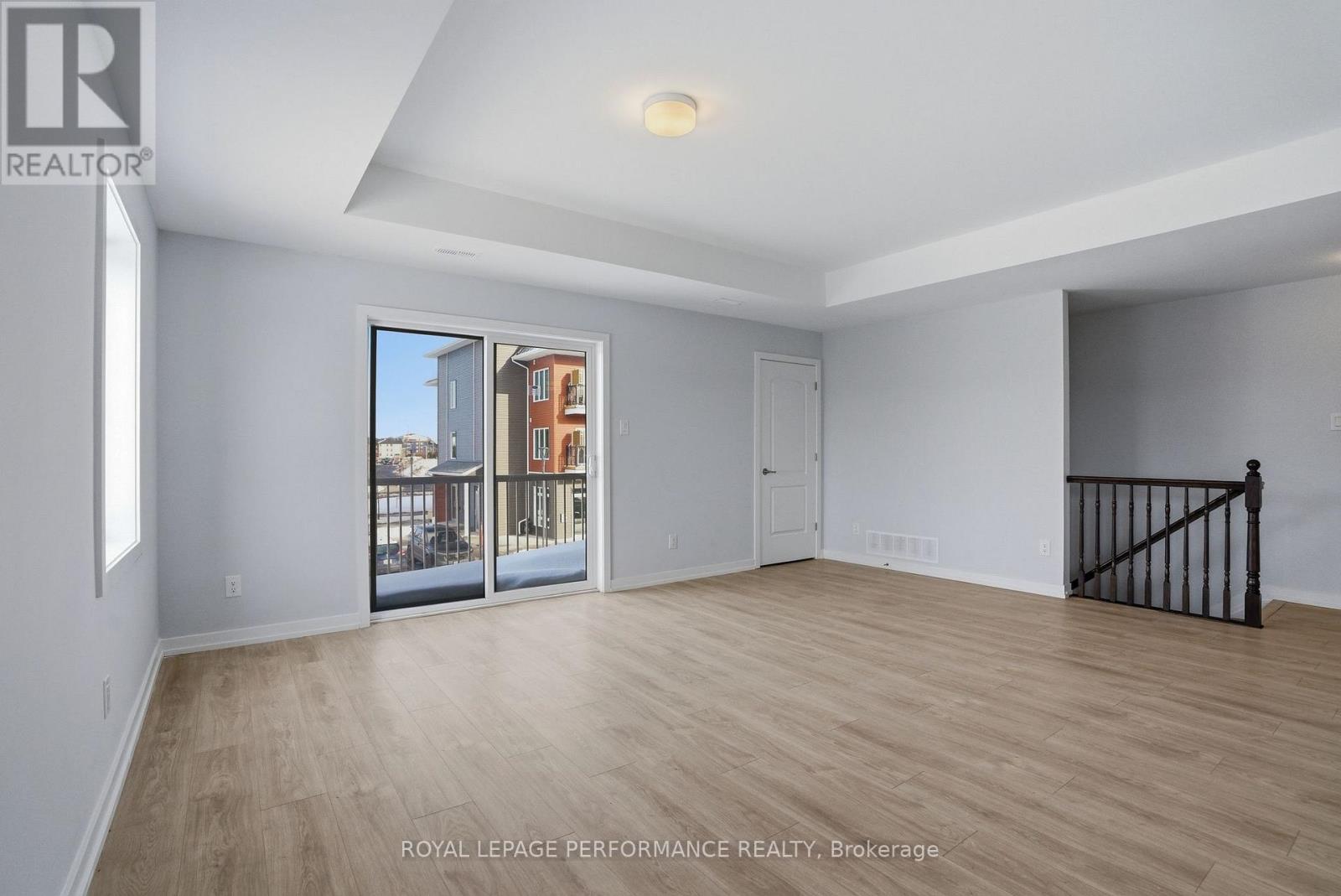 57 Dashing Private, Ottawa, Ontario  K4A 5S7 - Photo 9 - X12801618