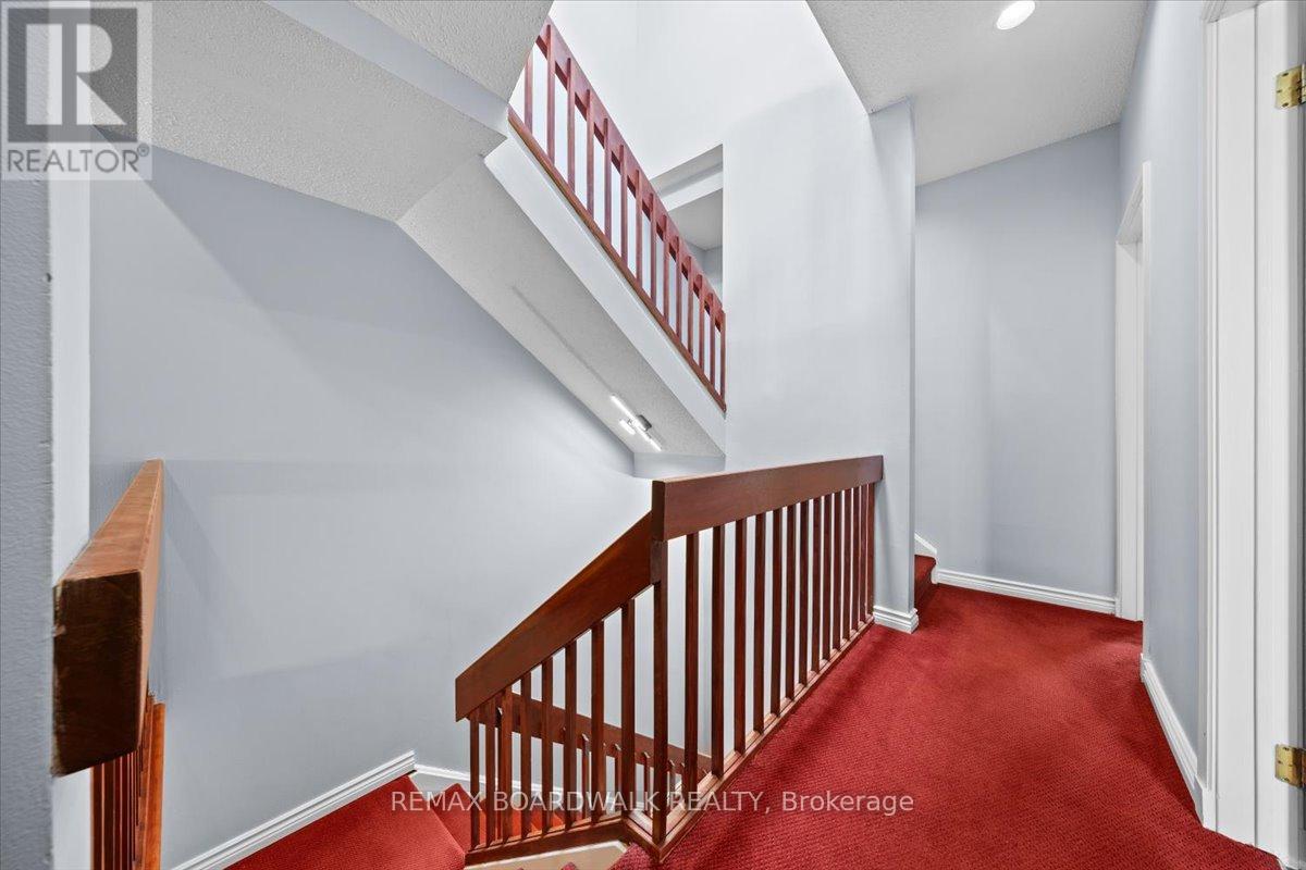 32 Waverley Street, Ottawa, Ontario  K2P 0T9 - Photo 23 - X12801728