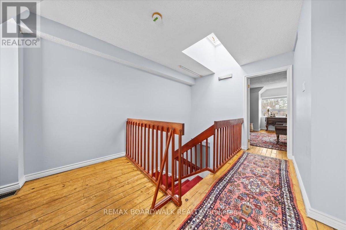 32 Waverley Street, Ottawa, Ontario  K2P 0T9 - Photo 34 - X12801728