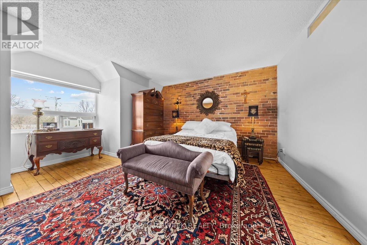 32 Waverley Street, Ottawa, Ontario  K2P 0T9 - Photo 38 - X12801728