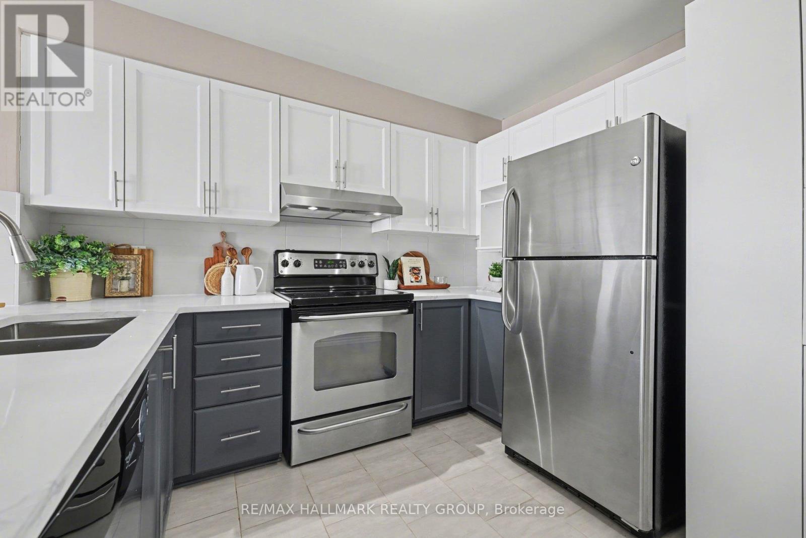 275 Aquaview Drive, Ottawa, Ontario  K4A 0B5 - Photo 4 - X12801758