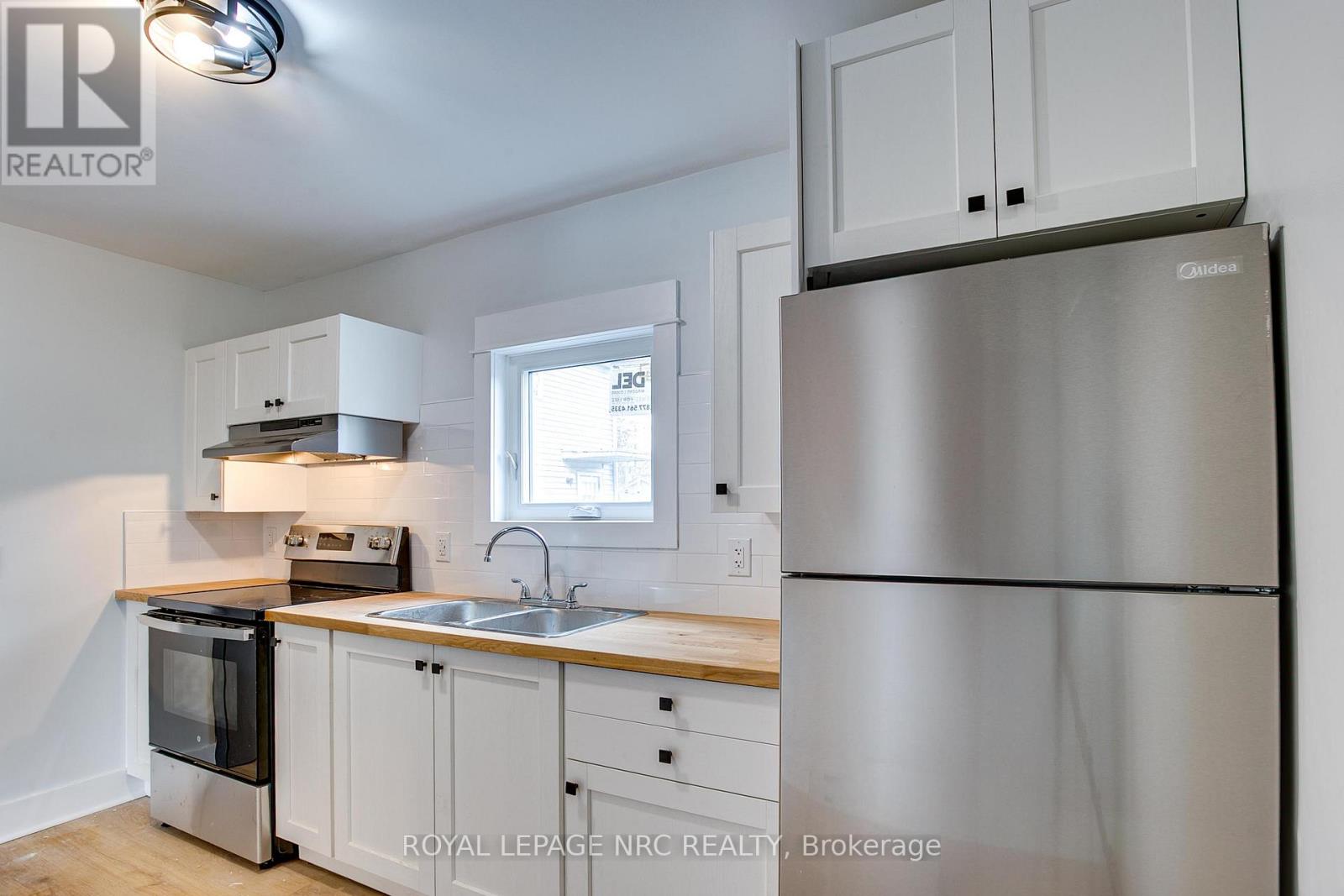 2 - 316 Elmwood Avenue, Fort Erie, Ontario  L0S 1B0 - Photo 4 - X12801644